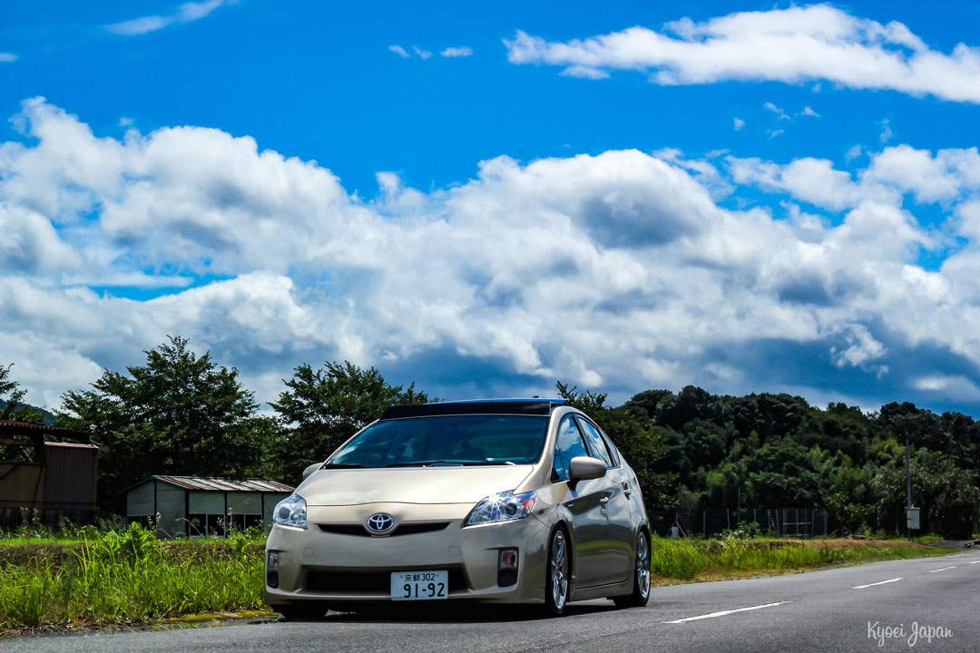 ZVW30 プリウス 並行輸入車に乗ってみました！ | KYOEI-JAPAN｜共栄